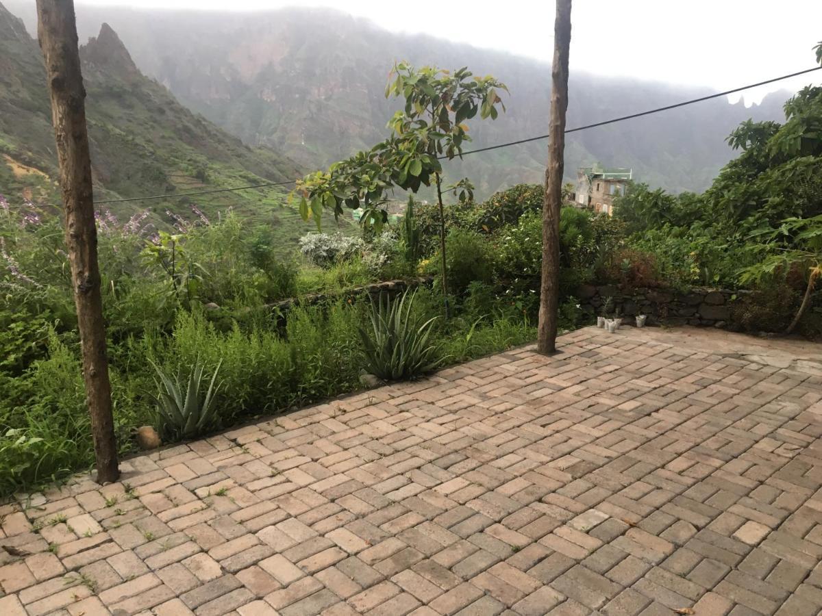 Pousada Rural Simpatia Caculi Exterior photo